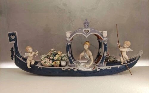 Lladró Gondola of Love Goddess Sculpture Limited Edition FormFluent