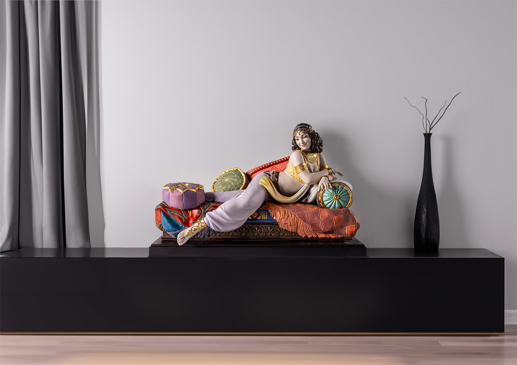 Lladró Princess Scheherazade Sculpture Limited Edition   FormFluent