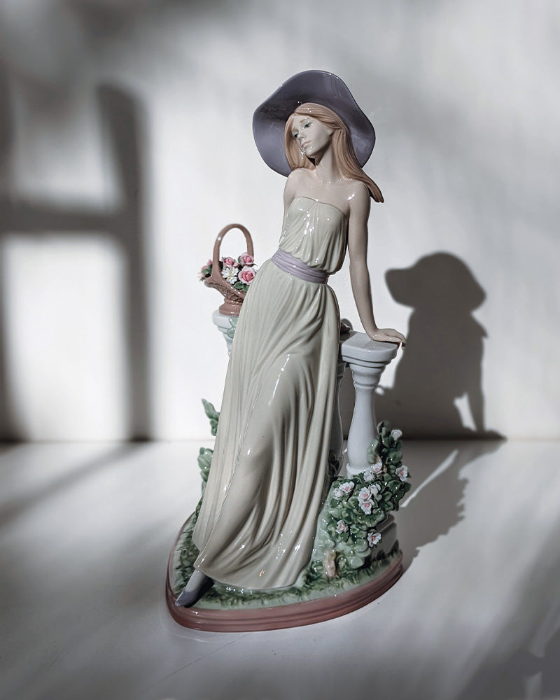 Lladró Lladró Time for Reflection Woman Figurine - FormFluent Sydney Australia