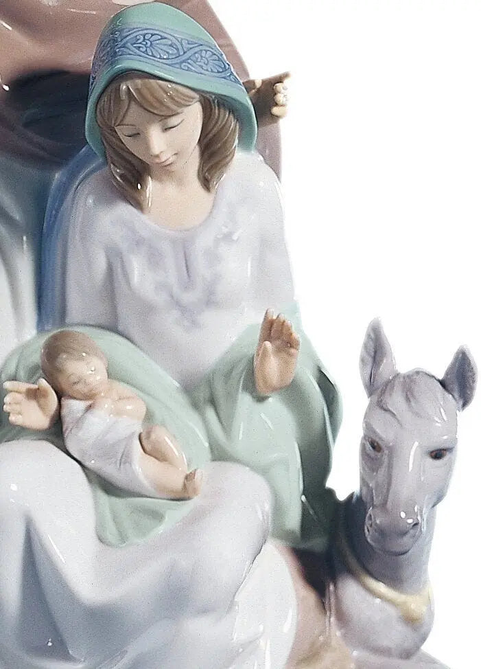 Lladró Joyful Event Nativity Figurine Sculpture by Lladró at FormFluent