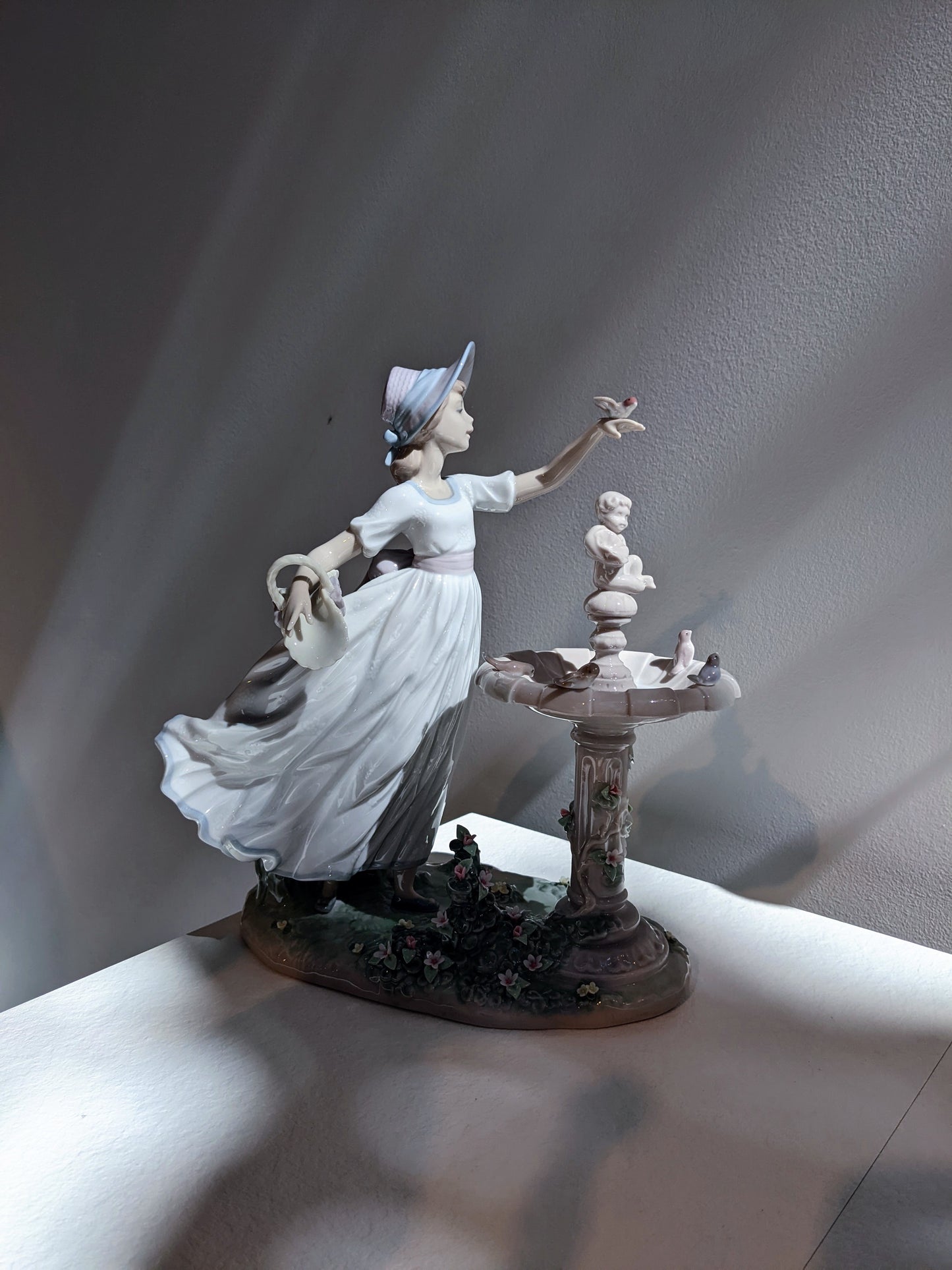 Lladró Spring Joy Girl Figurine   FormFluent