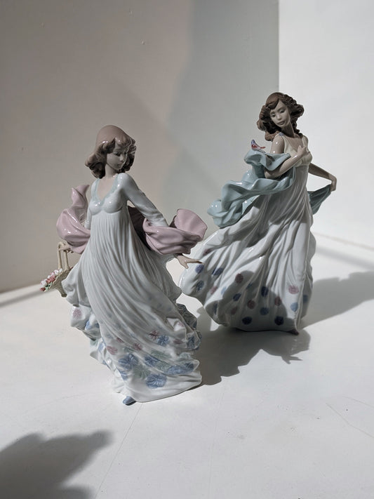 Lladró Summer Serenade Woman figurine by Lladró at FormFluent