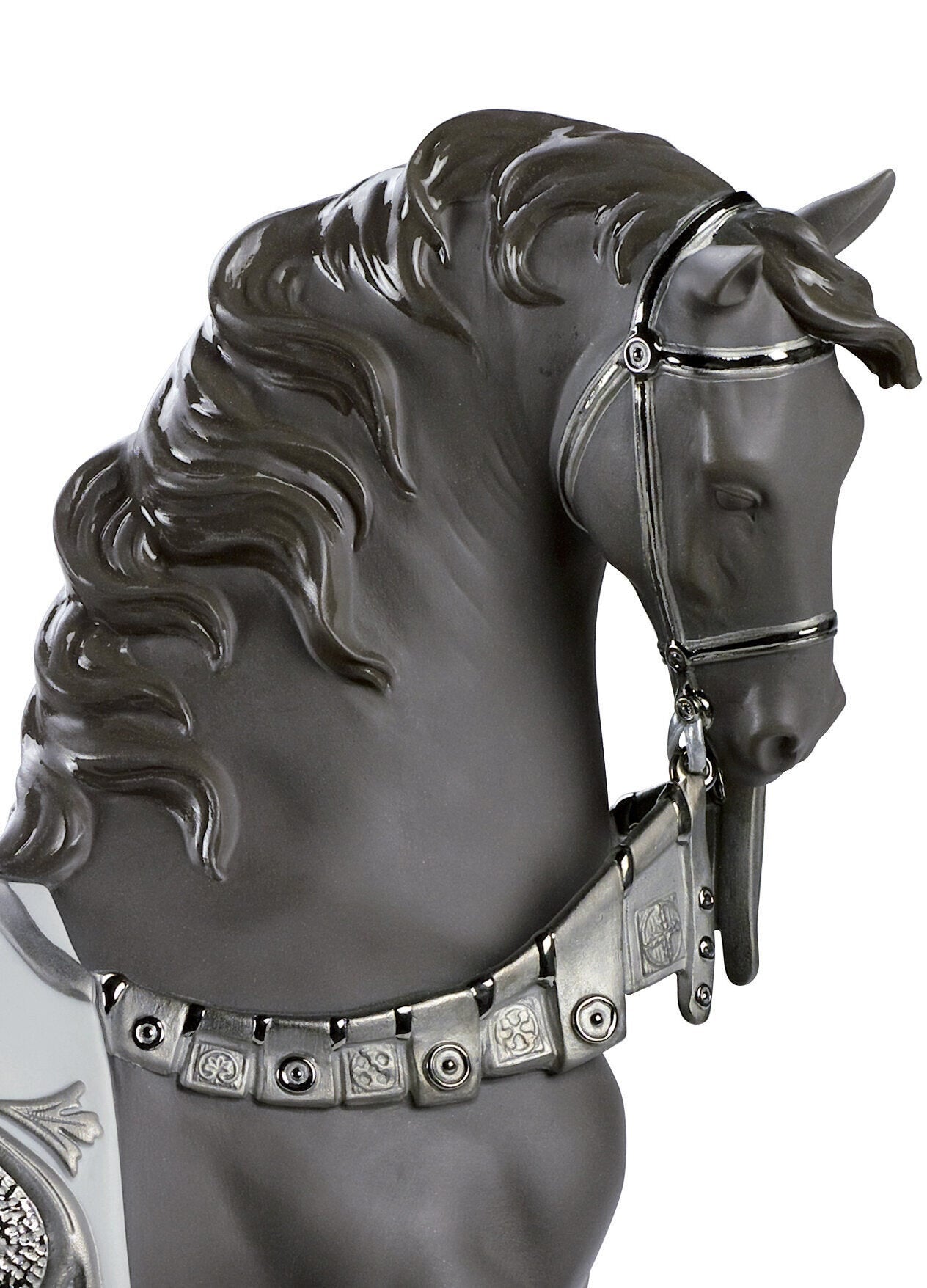 Lladró A Regal Steed Horse Sculpture Silver Lustre   FormFluent