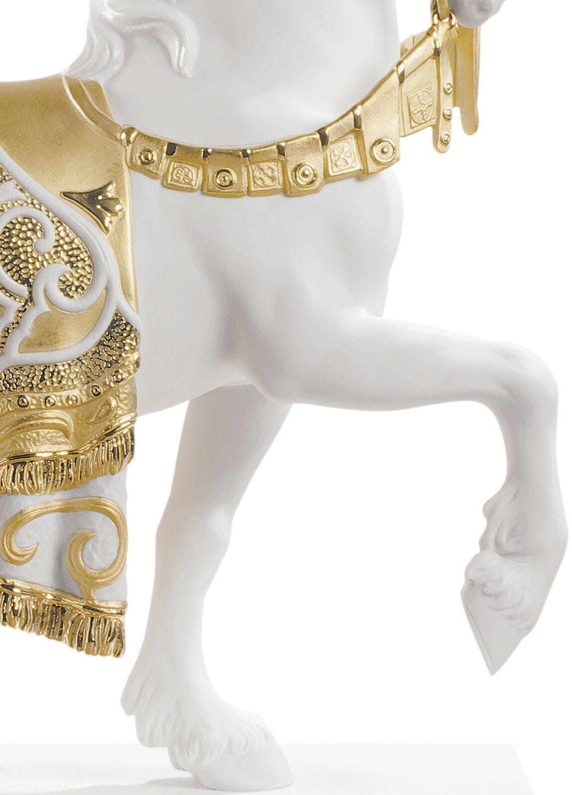 Lladró A Regal Steed Horse Sculpture Golden Lustre   FormFluent Lladro sydney australia