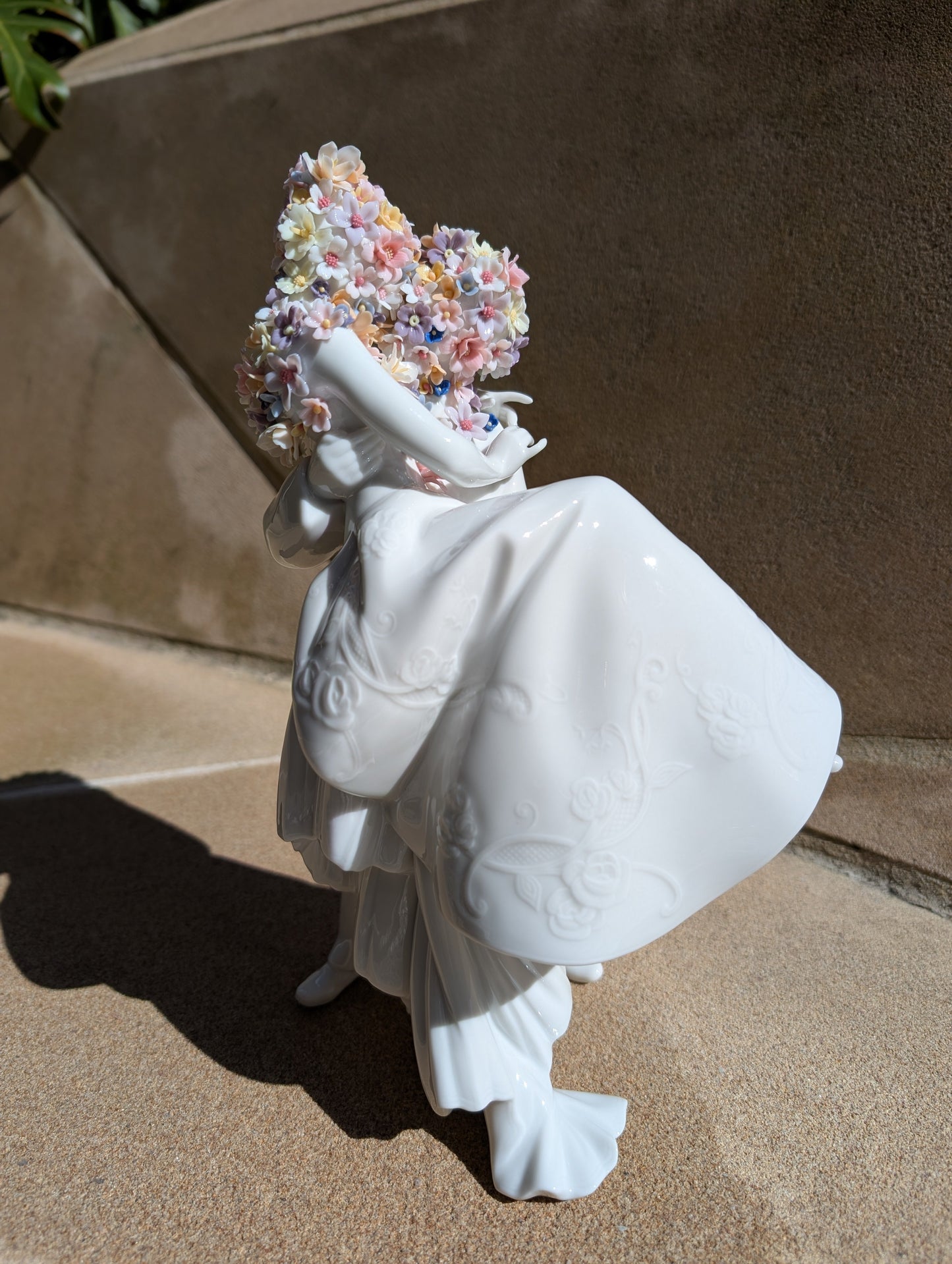 Lladró Love II Couple Figurine by Committee Team Sculpture by Lladró at FormFluent