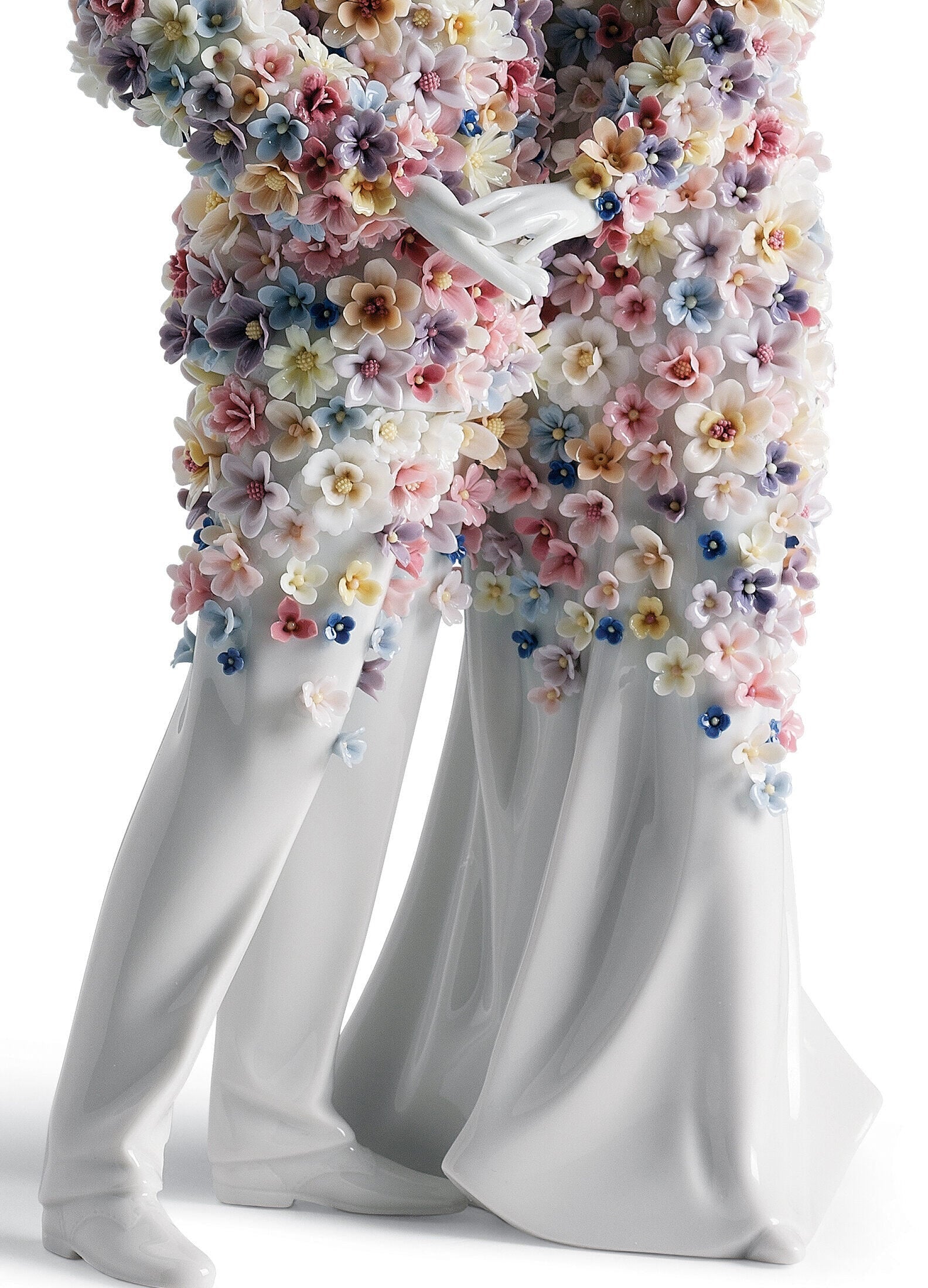 Lladró Lladró Love III Couple Figurine by Committee Team Sculpture - FormFluent Sydney Australia