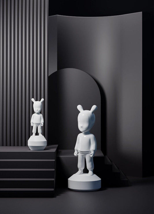 Lladró The White Guest Sculpture Large Model  Sculpture FormFluent