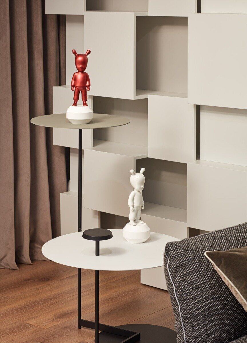 Lladró The Metallic Red Guest Sculpture Small Model Sculpture FormFluent