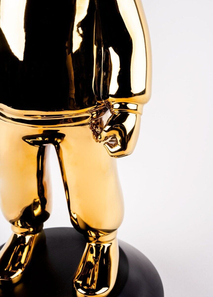 Lladró The Golden Guest Sculpture Large Model  Sculpture FormFluent