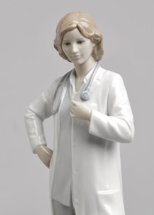 Lladró Female Doctor Figurine   FormFluent