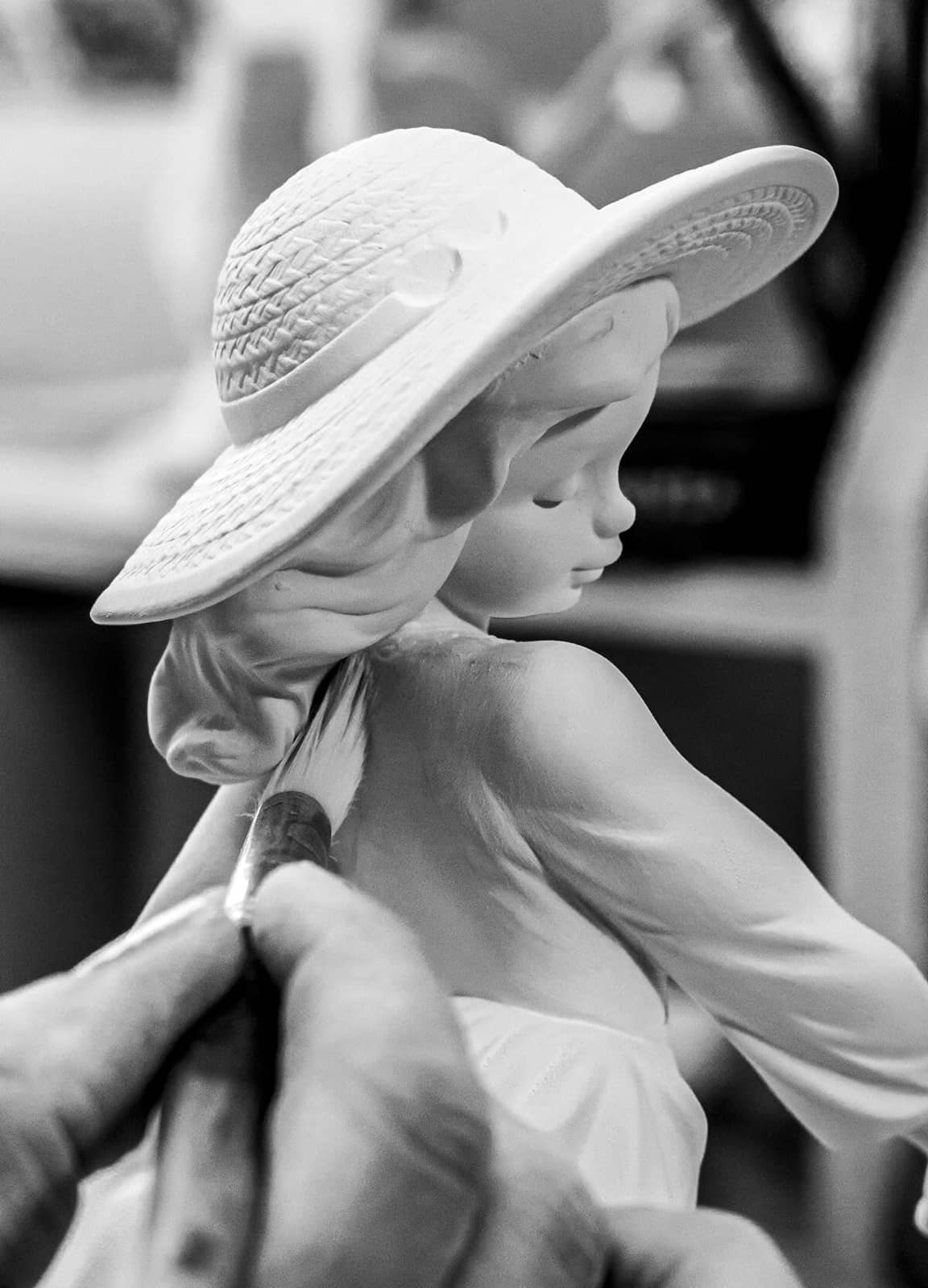 Lladró Pretty Innocence Girl Figurine Sculpture by Lladró at FormFluent Sydney, Australia