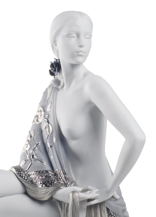 Lladró Nude with Shawl Woman Figurine Silver Lustre   FormFluent