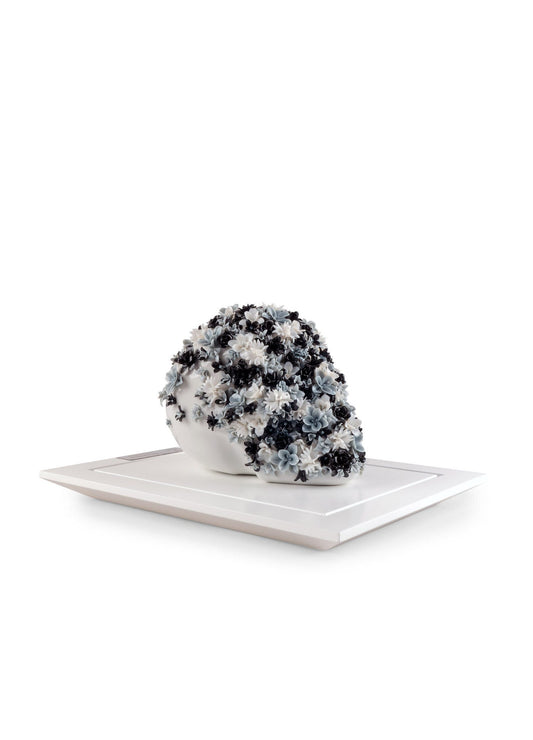 Lladró Life is Flower Sculpture Black & White Limited Edition FormFluent