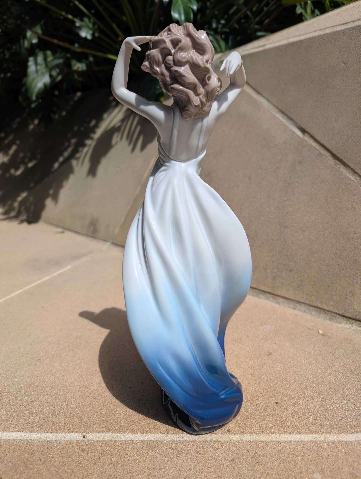 Buy Authentic Lladró Lladró Ethereal Spirit Sculpture Sculpture - FormFluent Sydney Australia
