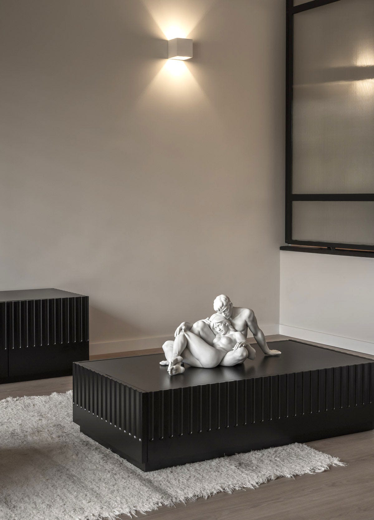 Buy Authentic Lladró Lladró An Everlasting Moment Couple Sculpture  - FormFluent Sydney Australia