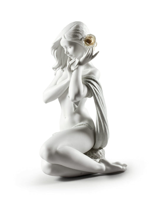Lladró Subtle Moonlight Woman Figurine White Limited Edition FormFluent