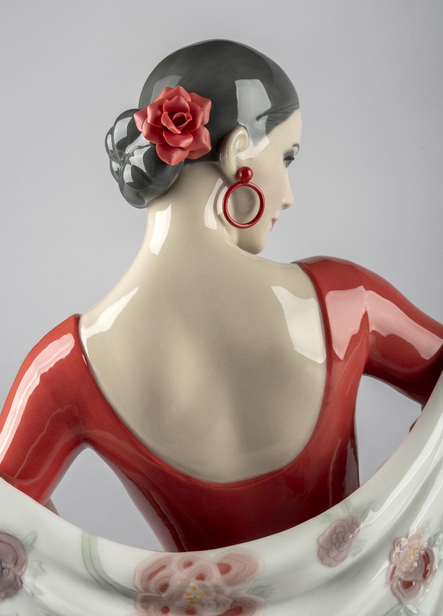 Lladró Flamenco Soul Woman Figurine FormFluent