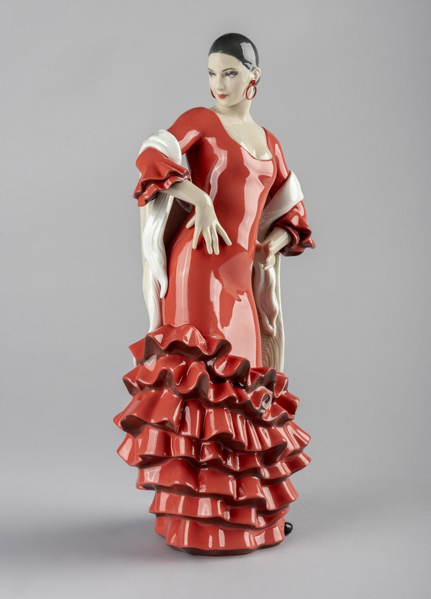 Lladró Flamenco Soul Woman Figurine FormFluent