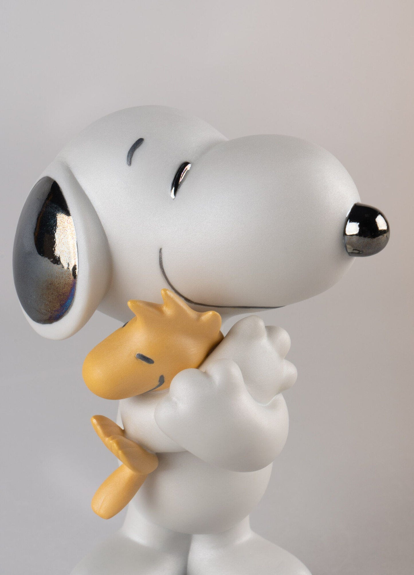 Lladró Official Snoopy Figurine FormFluent