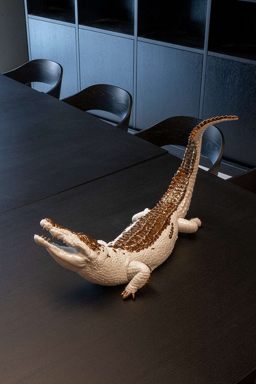Crocodile (White-Copper)