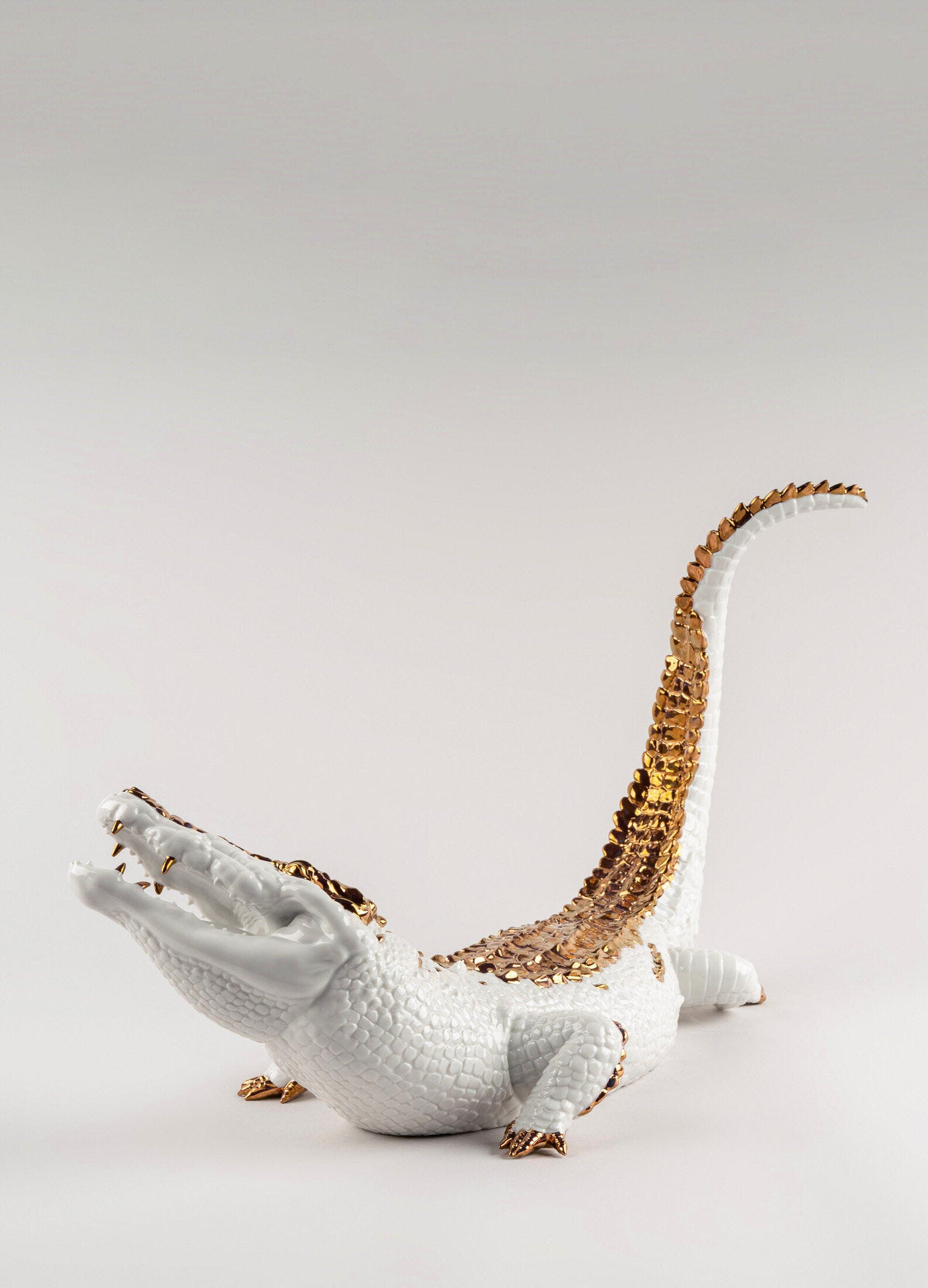 Lladró Crocodile Figurine White-Copper   FormFluent