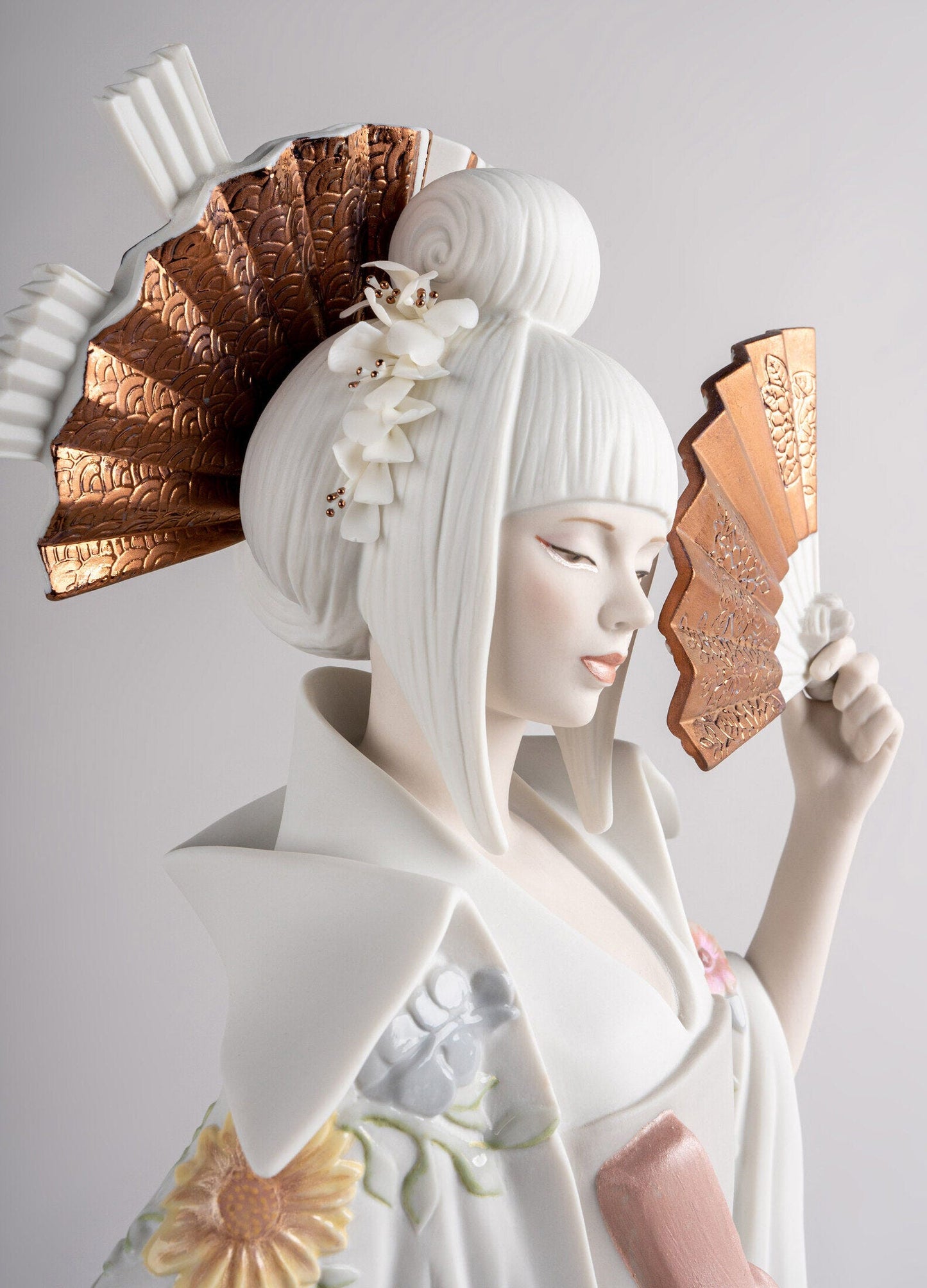 Lladró Japanese Dancer Woman Sculpture FormFluent