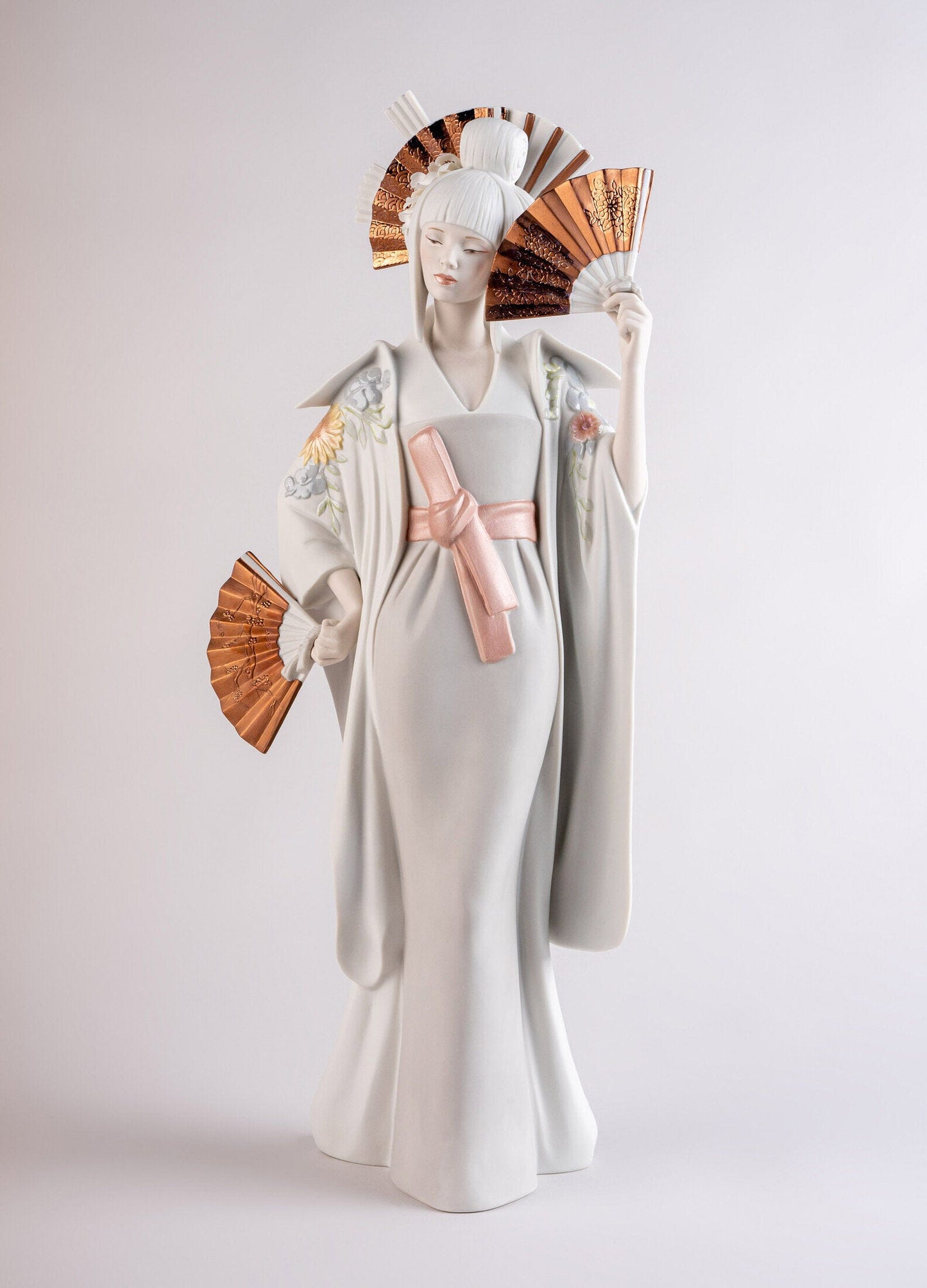 Lladró Japanese Dancer Woman Sculpture FormFluent