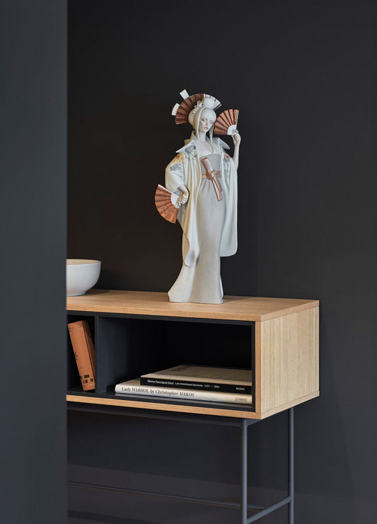 Lladró Japanese Dancer Woman Sculpture FormFluent