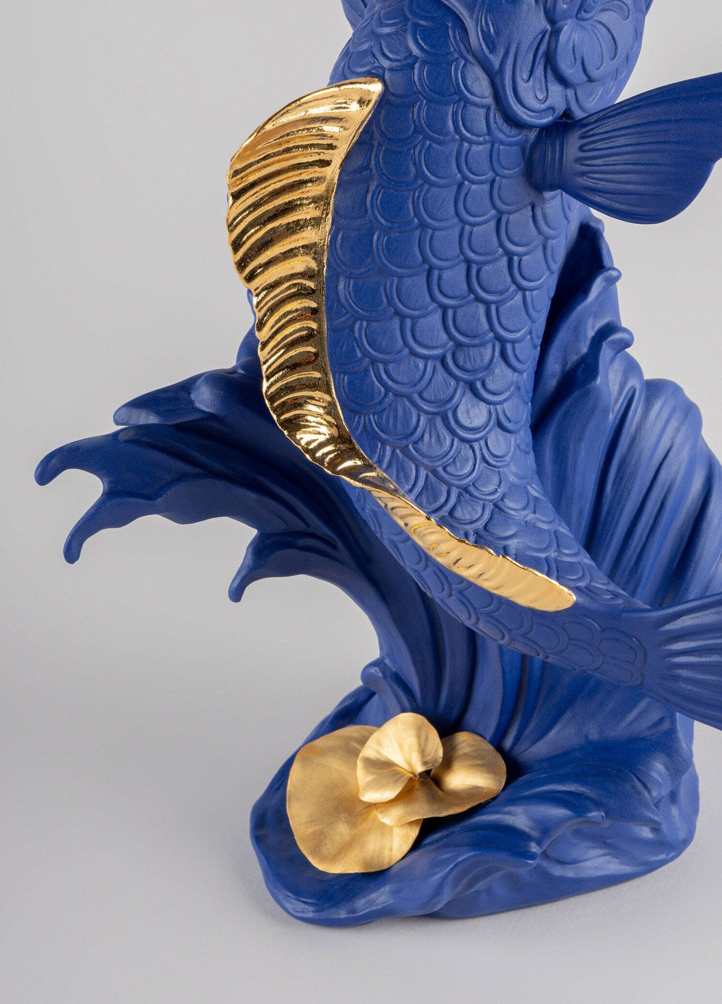 Lladró Bold Blue Koi in International Klein Blue Limited Edition FormFluent