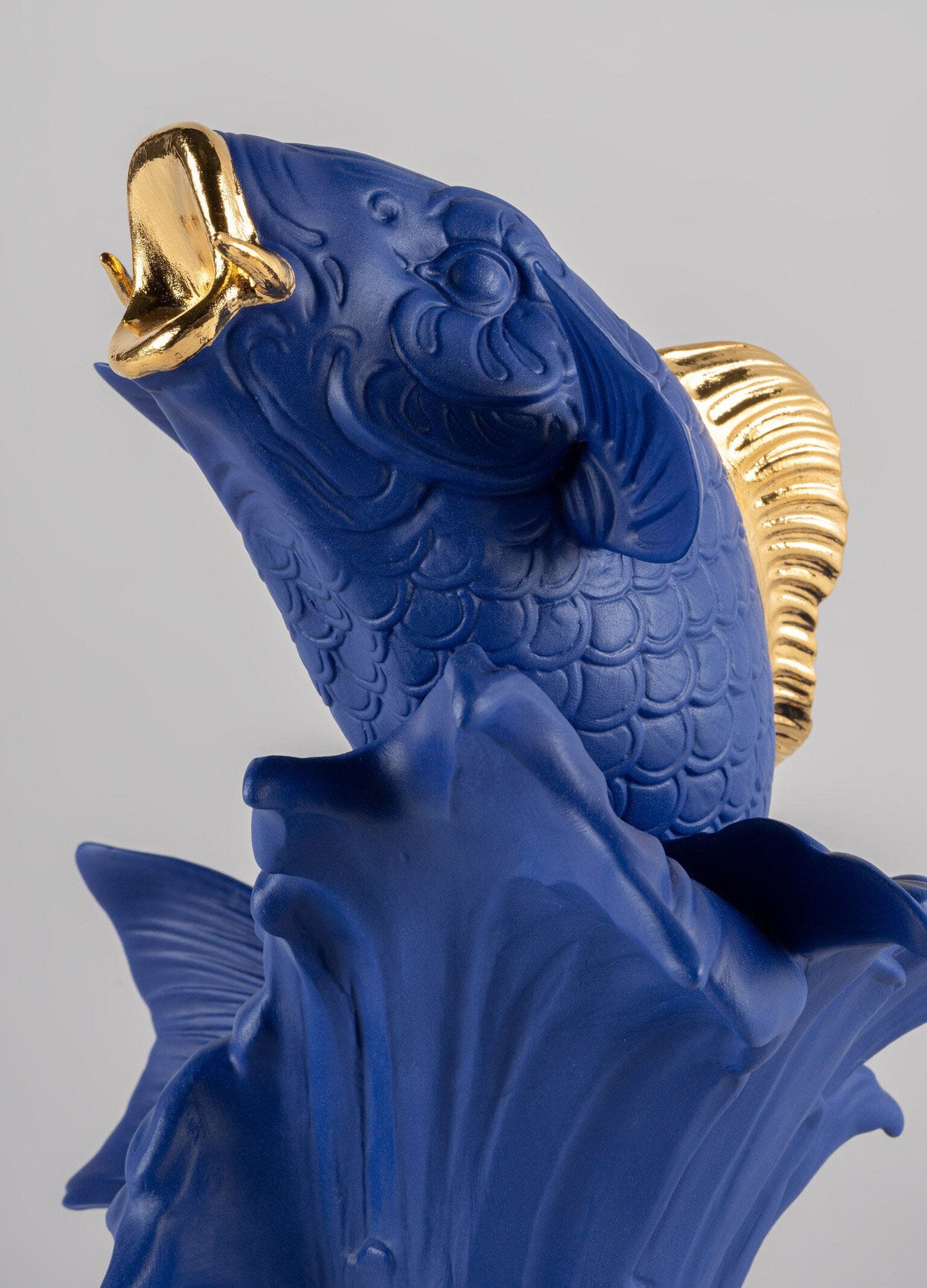 Lladró Bold Blue Koi in International Klein Blue Limited Edition FormFluent