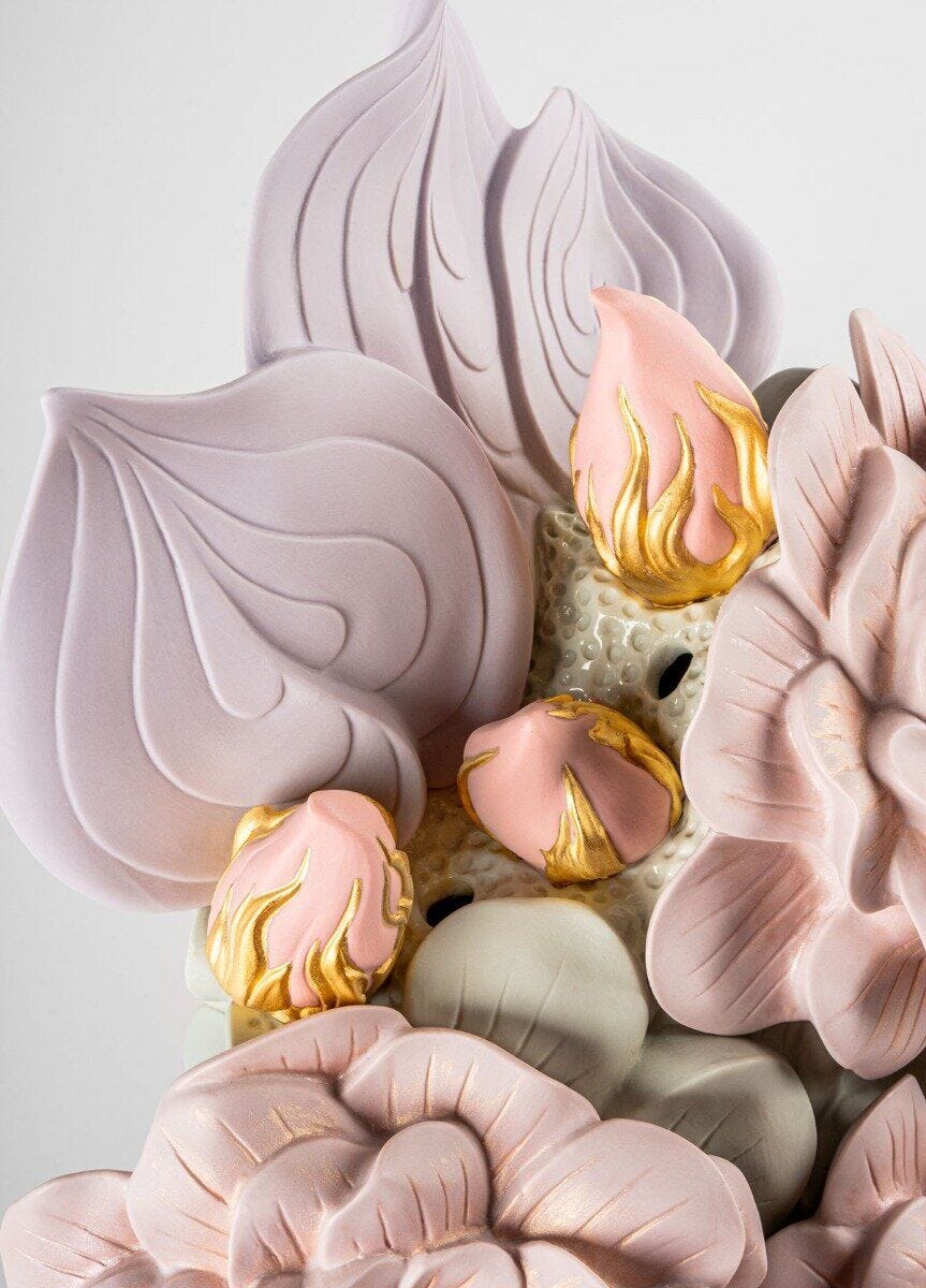 Lladró Vase With Flowers Pink FormFluent