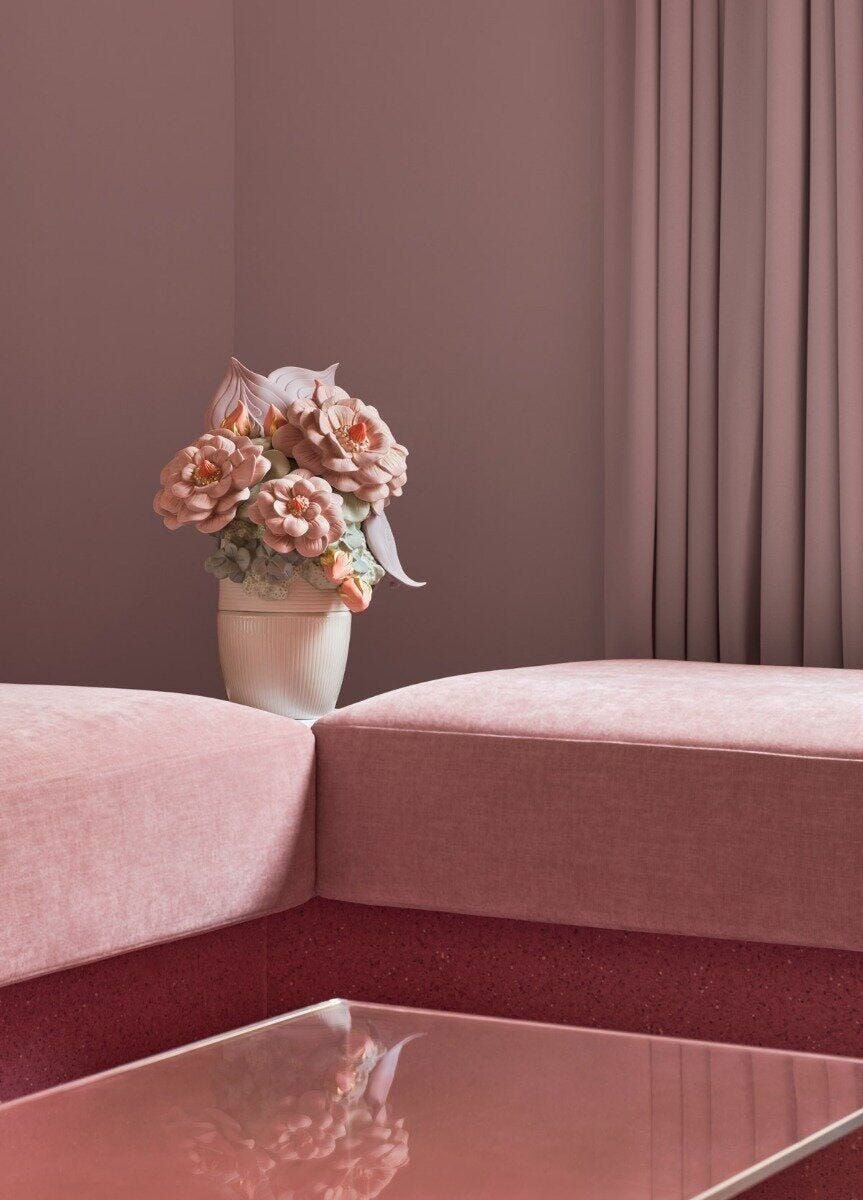 Lladró Vase With Flowers Pink FormFluent