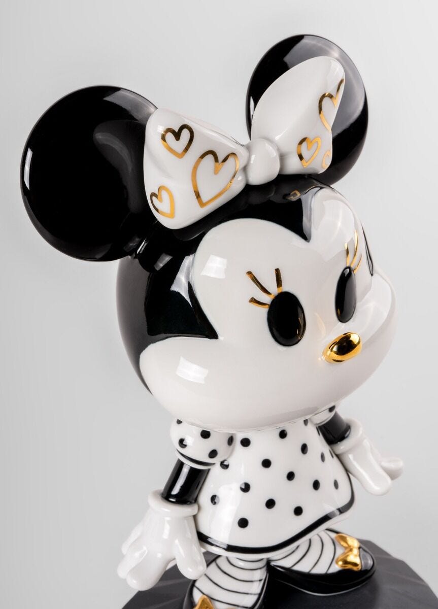 Lladró Minnie in Black and White Sculpture FormFluent