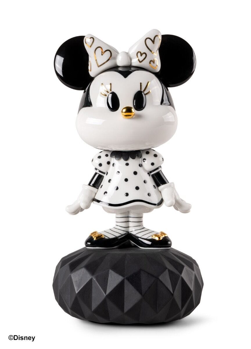 Lladró Minnie in Black and White Sculpture FormFluent