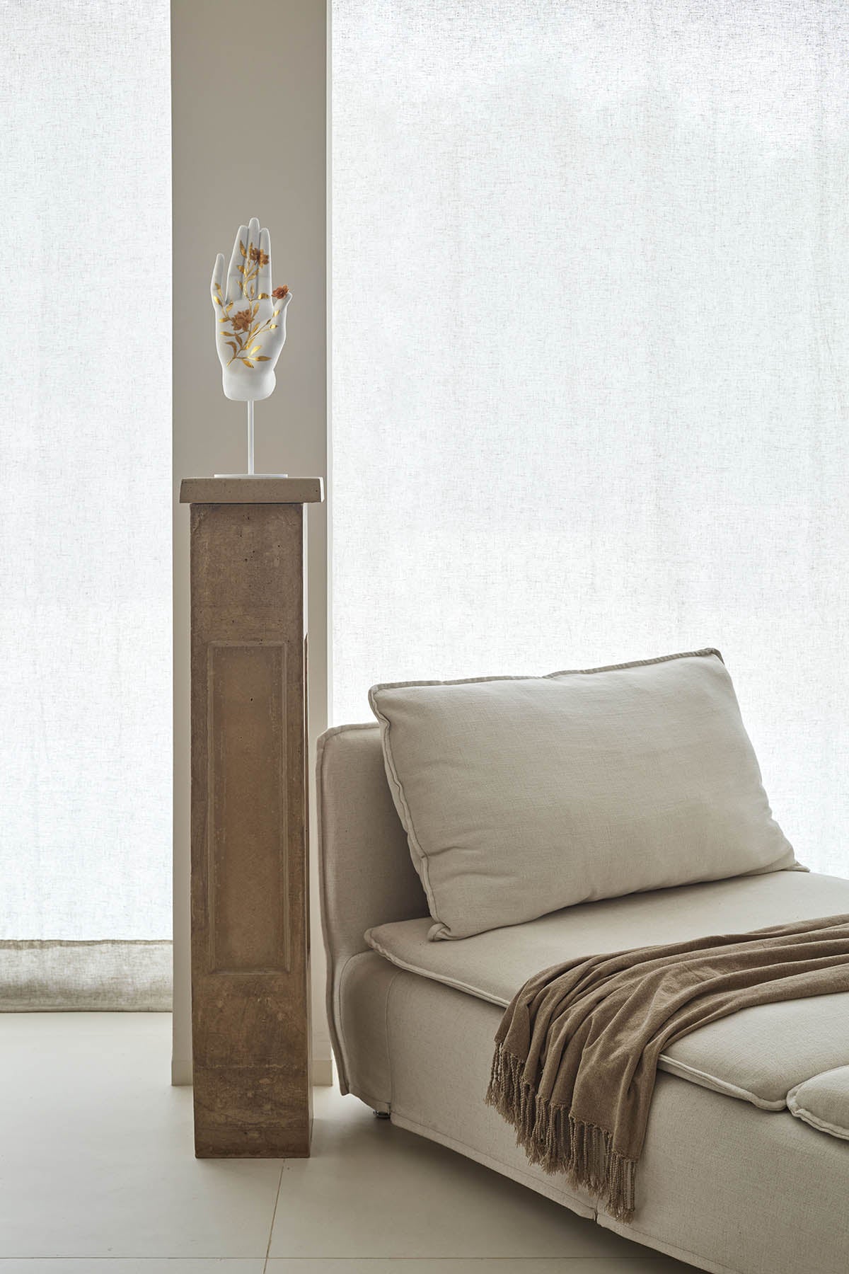 Lladró Protection Mudra Sculpture FormFluent