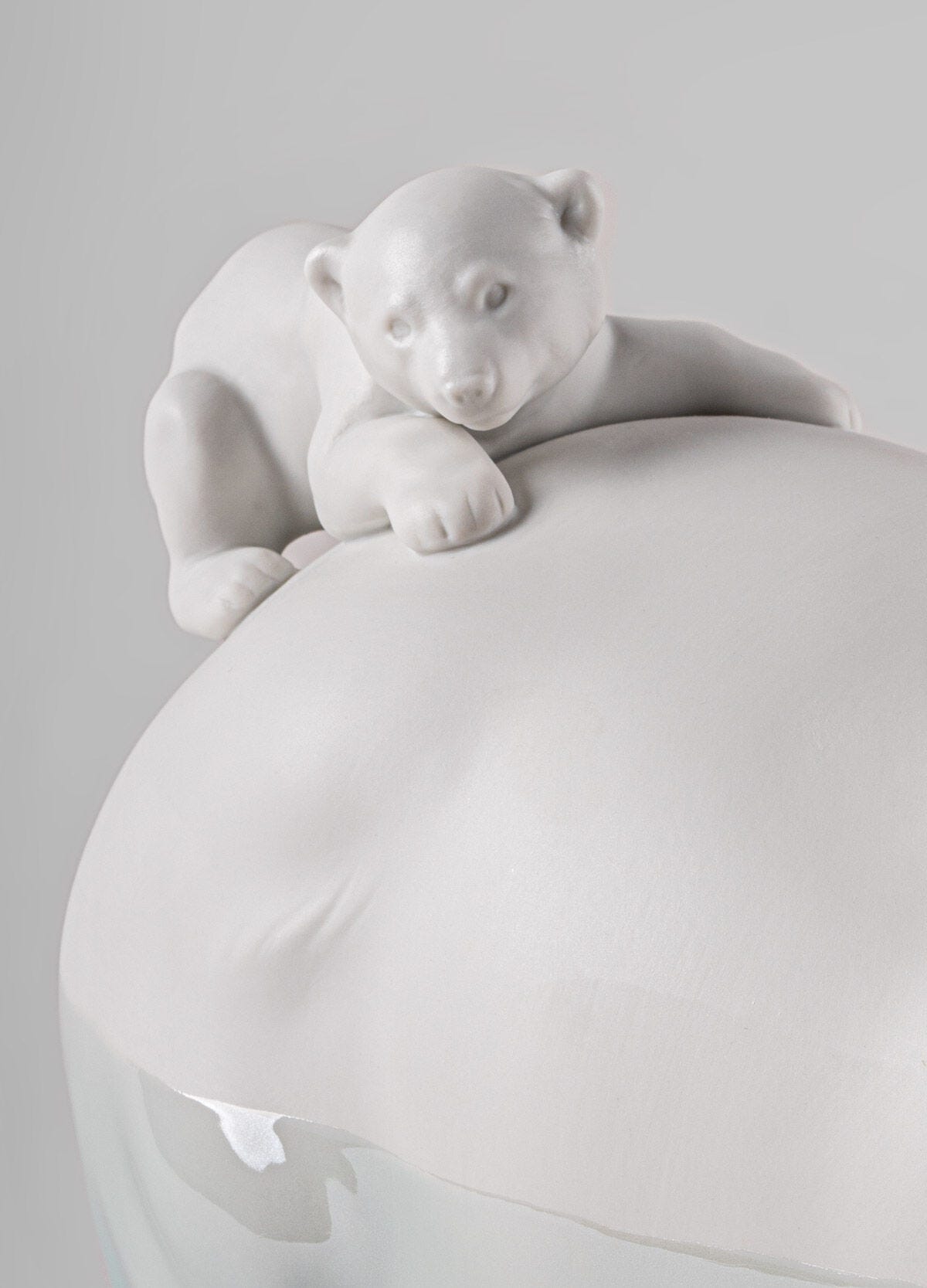 Lladró Mummy Bear and Babies - Underwater Sculpture FormFluent