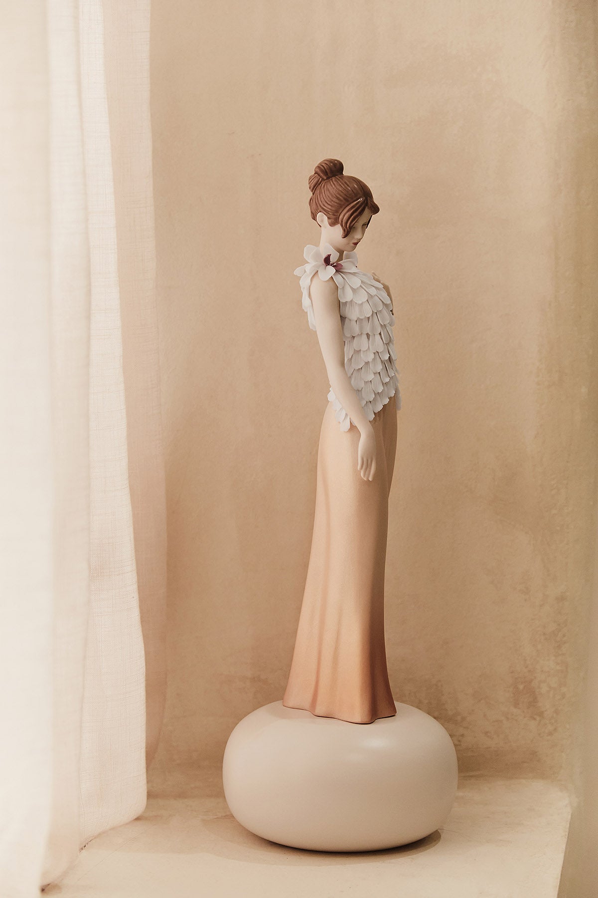 Lladró Haute Allure Exquisite Embroidery Sculpture Limited Edition FormFluent