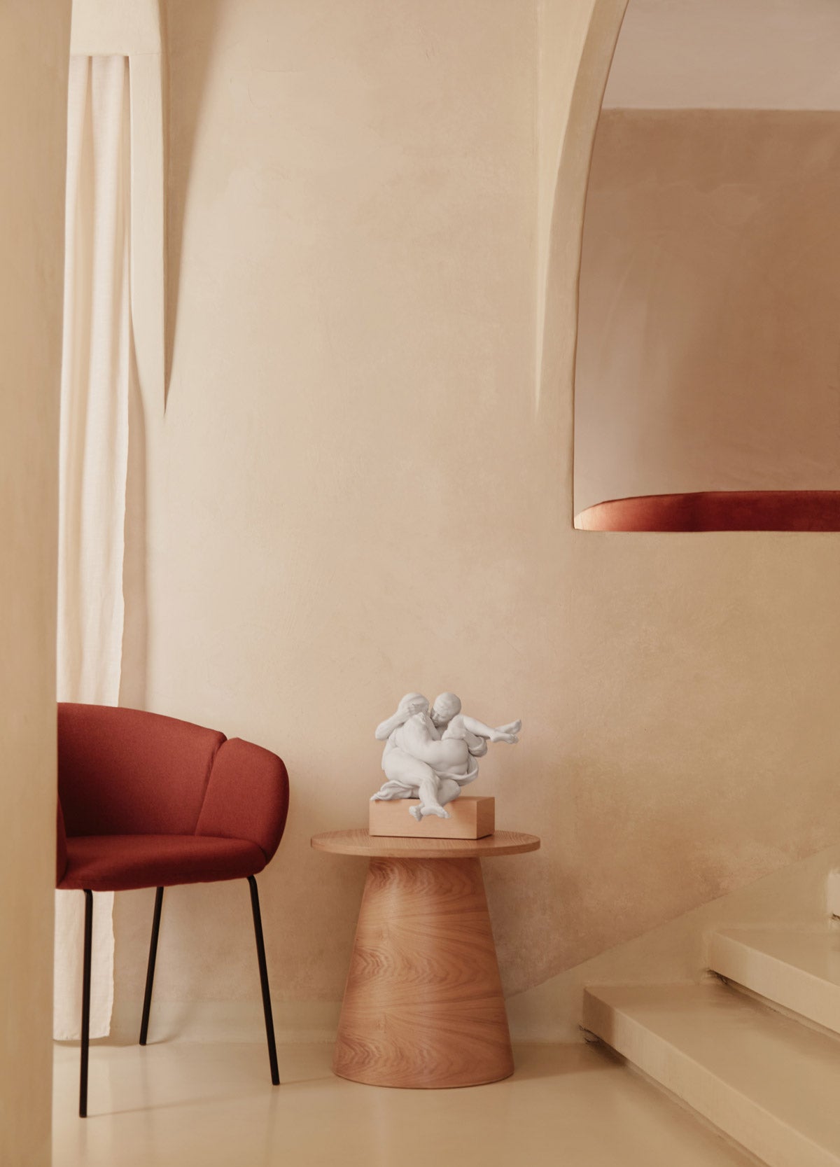 Lladró Together Couple Sculpture   FormFluent