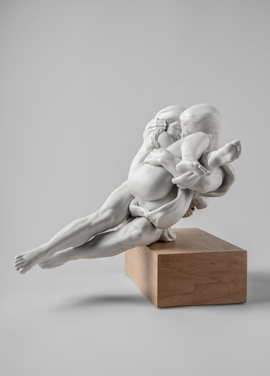 Lladró Together Couple Sculpture   FormFluent