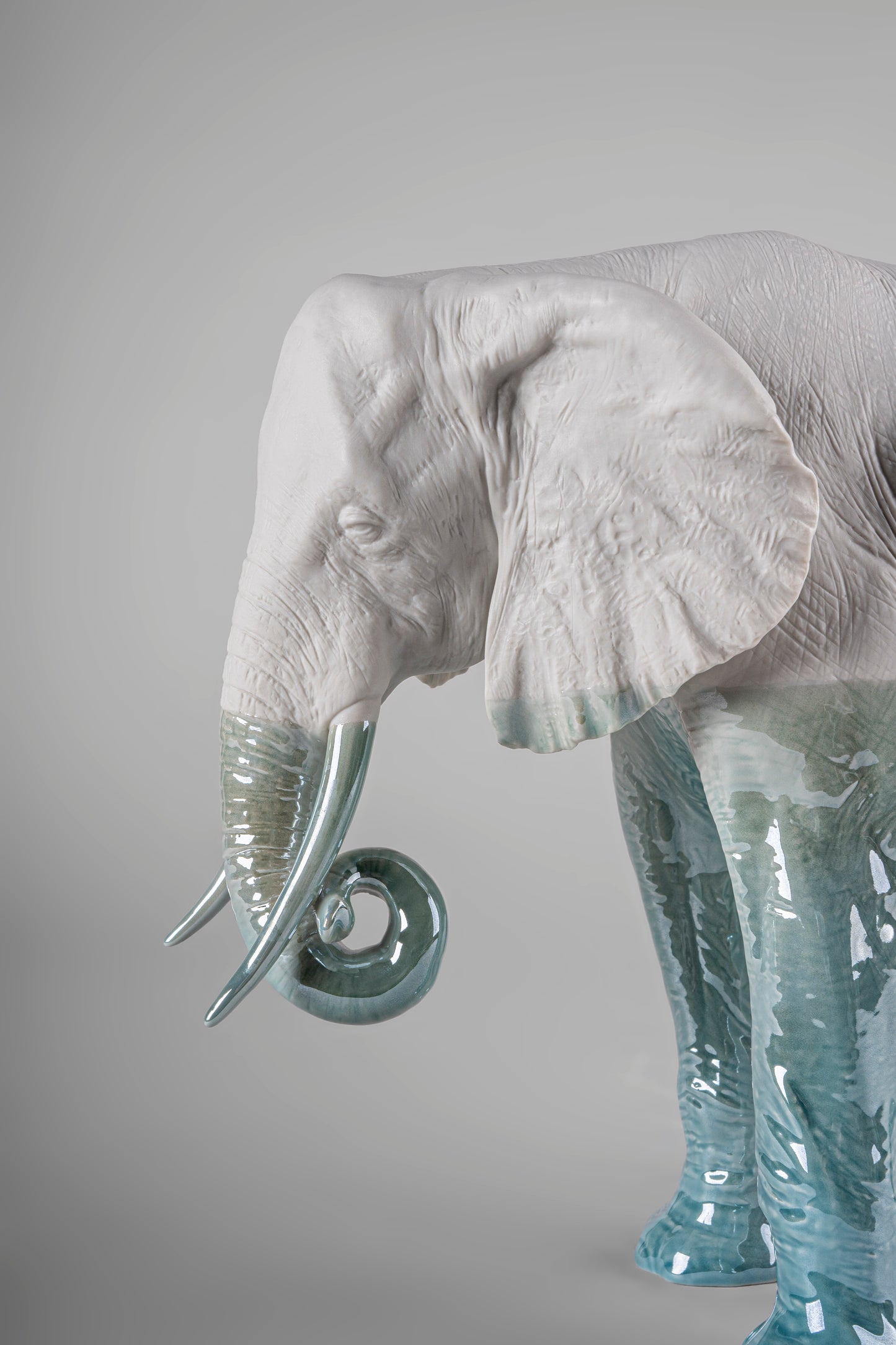 Lladró Elephant - Underwater Sculpture FormFluent