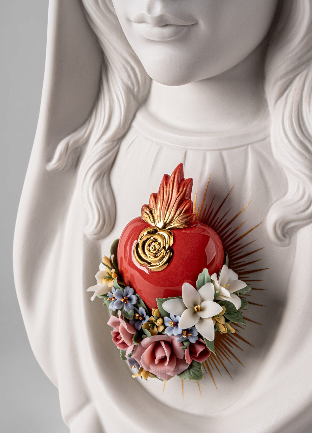 Lladró Immaculate Heart of Mary Virgin Mary Sculpture Sculpture FormFluent