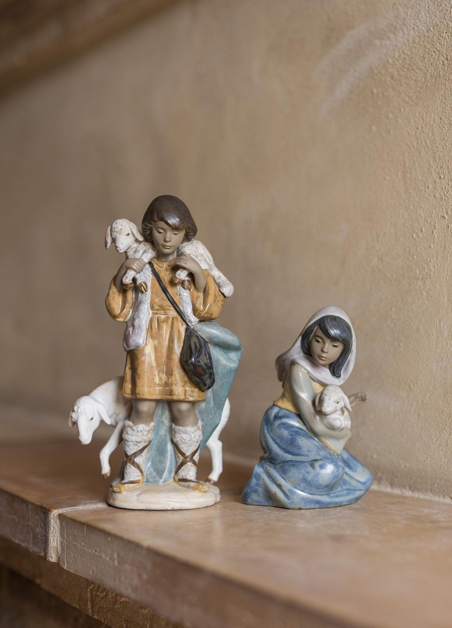 Shepherd Boy Nativity Figurine Gres