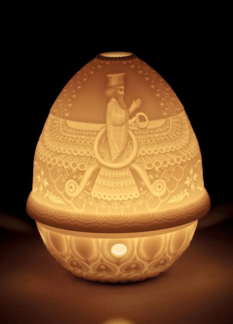 Buy Authentic Lladró Lladró Zarathustra Lithophane Lighting - FormFluent Sydney Australia