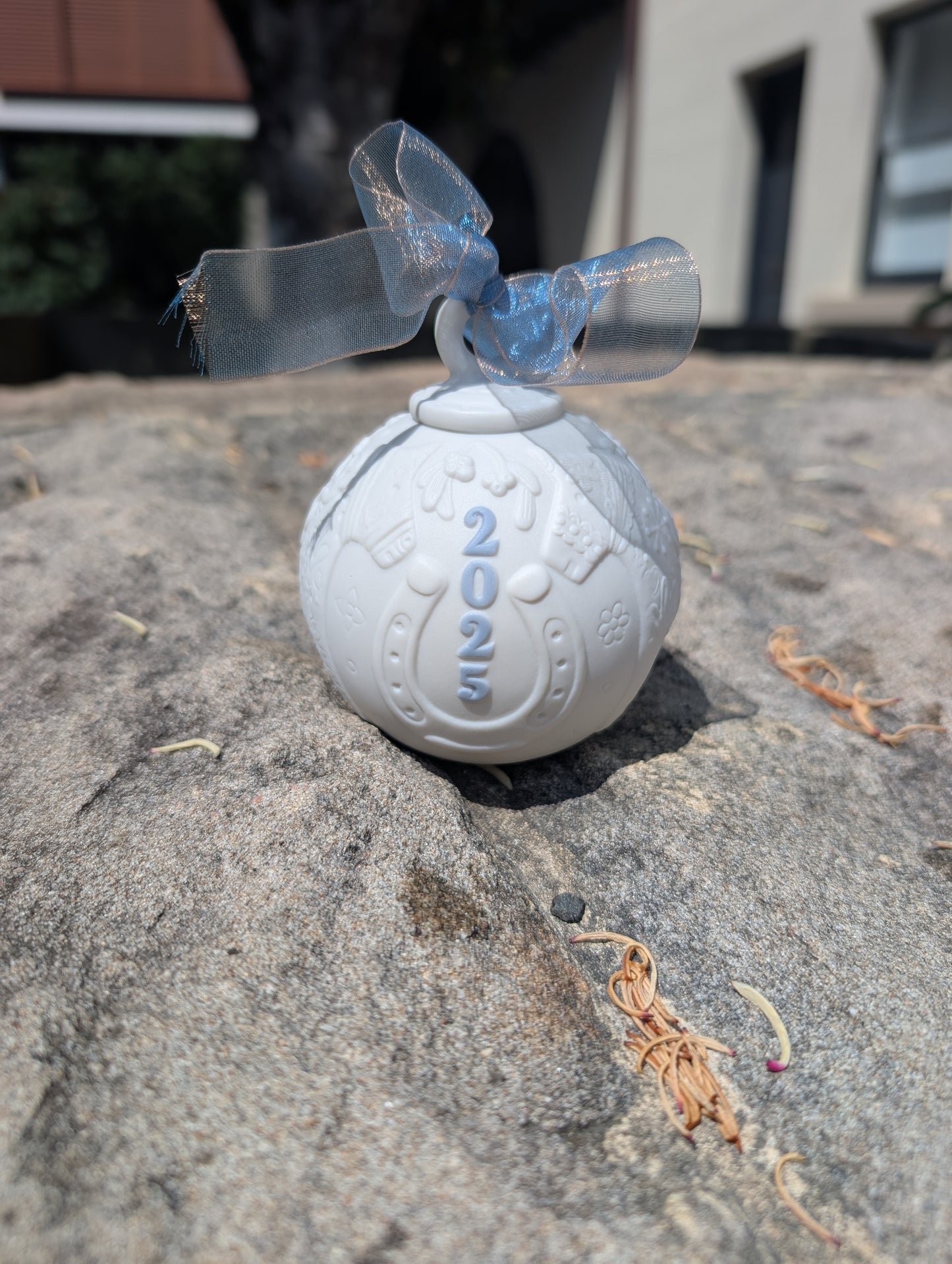 Buy Authentic Lladró Lladró 2025 Christmas Ball Limited Edition Ornament - FormFluent Sydney Australia