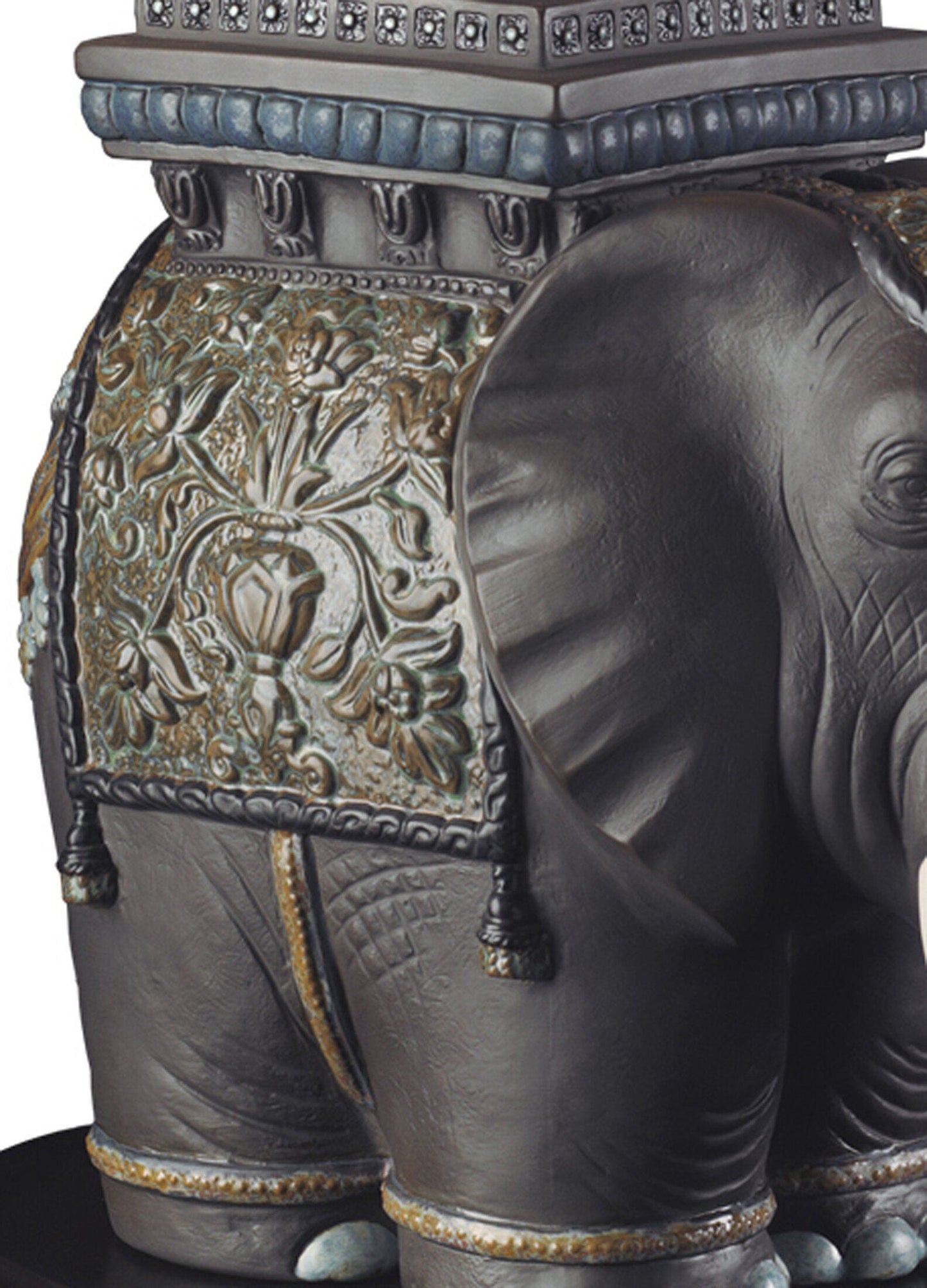 Lladró Siamese Elephant Table Lamp FormFluent