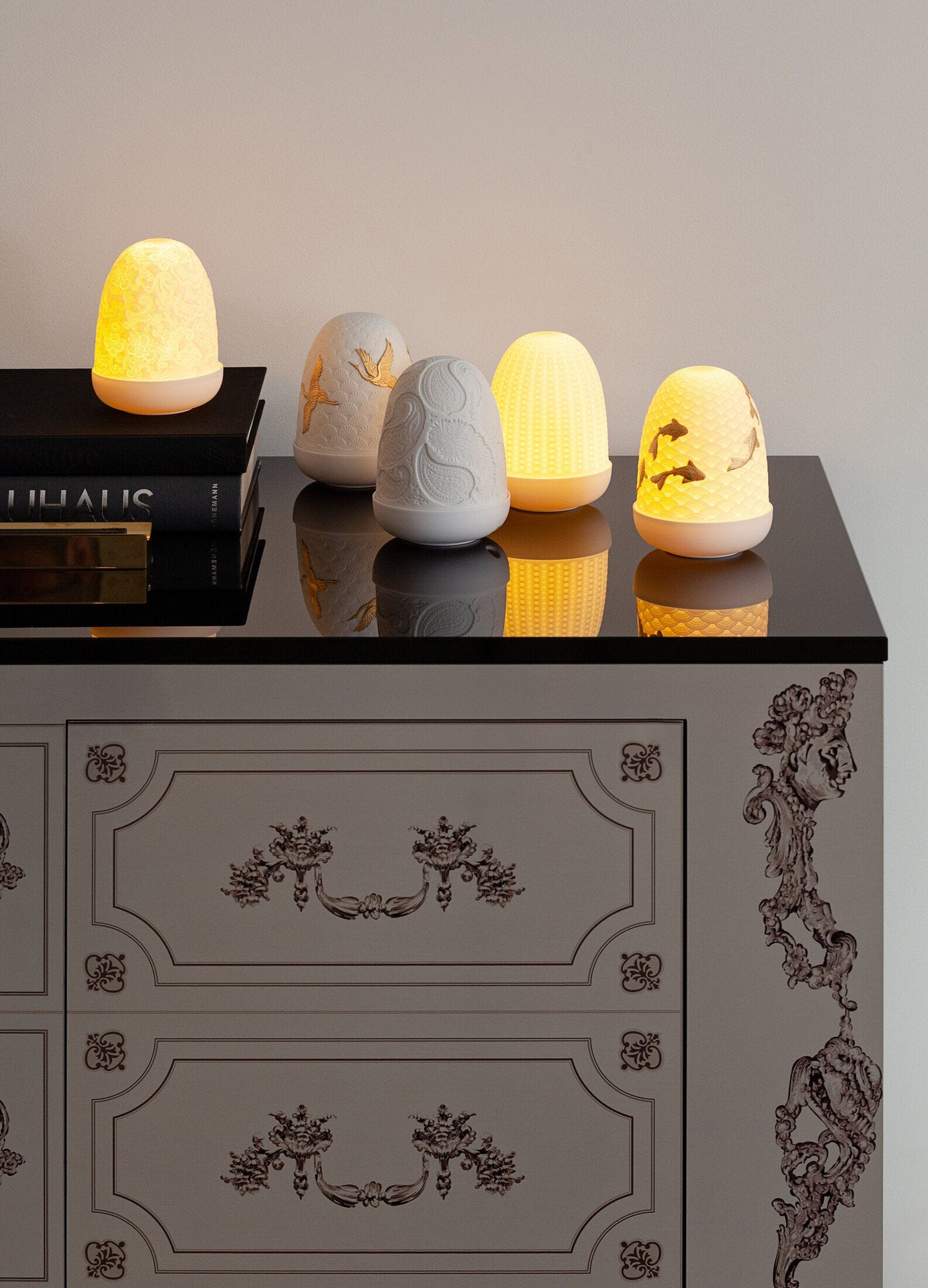 Cranes Dome Table Lamp - FormFluent
