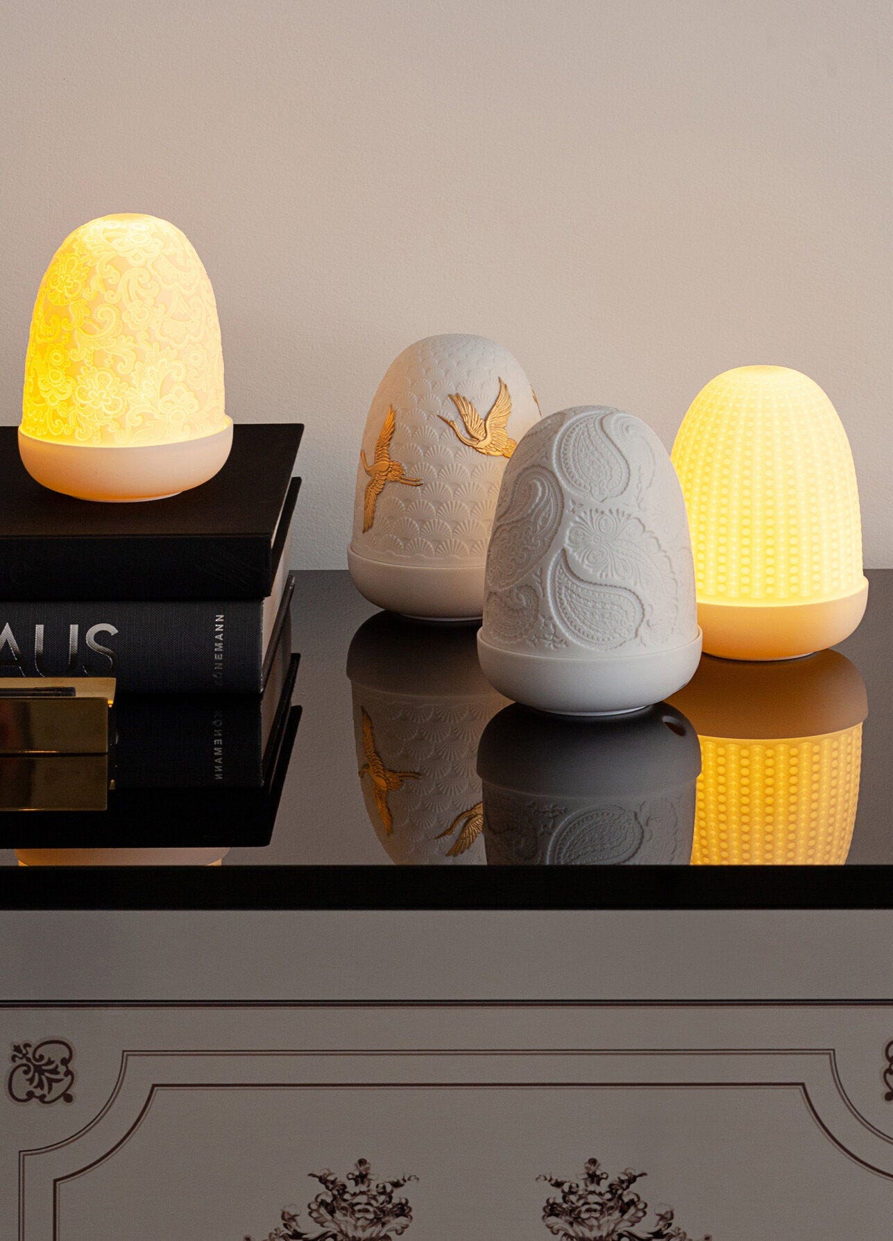 Cranes Dome Table Lamp - FormFluent