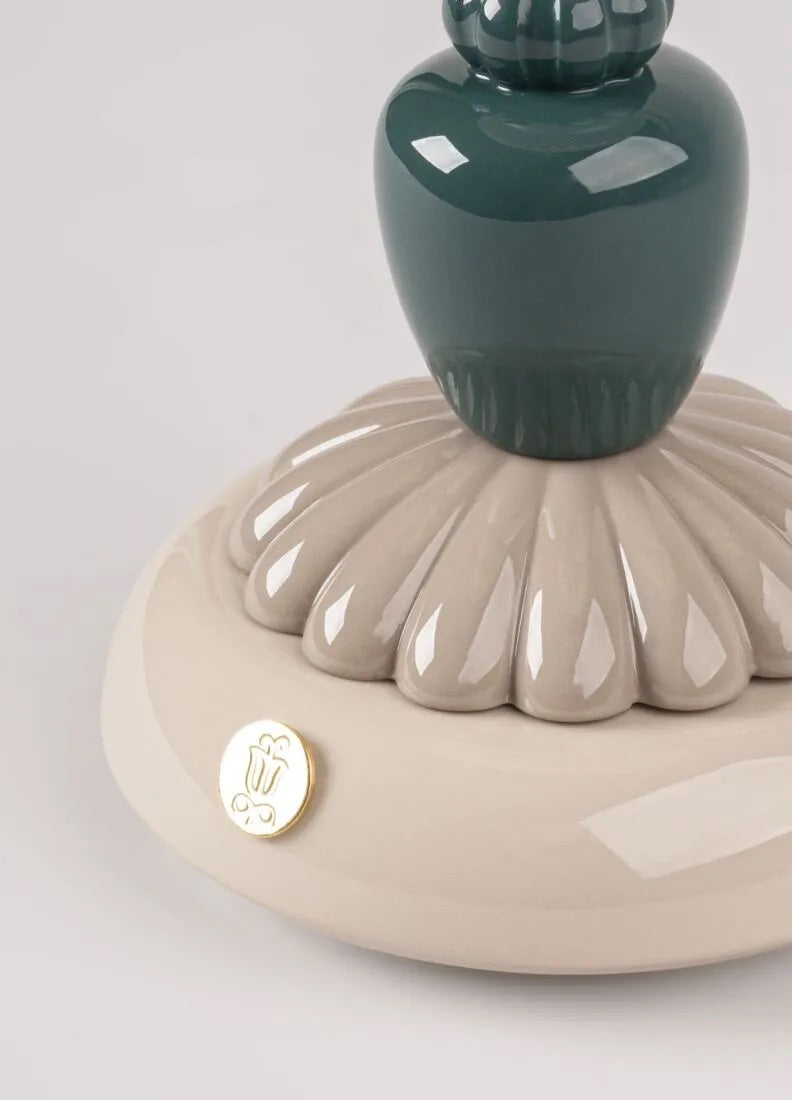 Lladró Firefly Wireless Lamp - Magic Holidays