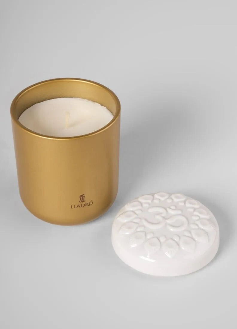 Buy Authentic Lladró Lladró Om candle - Gardens of Valencia Candle - FormFluent Sydney Australia