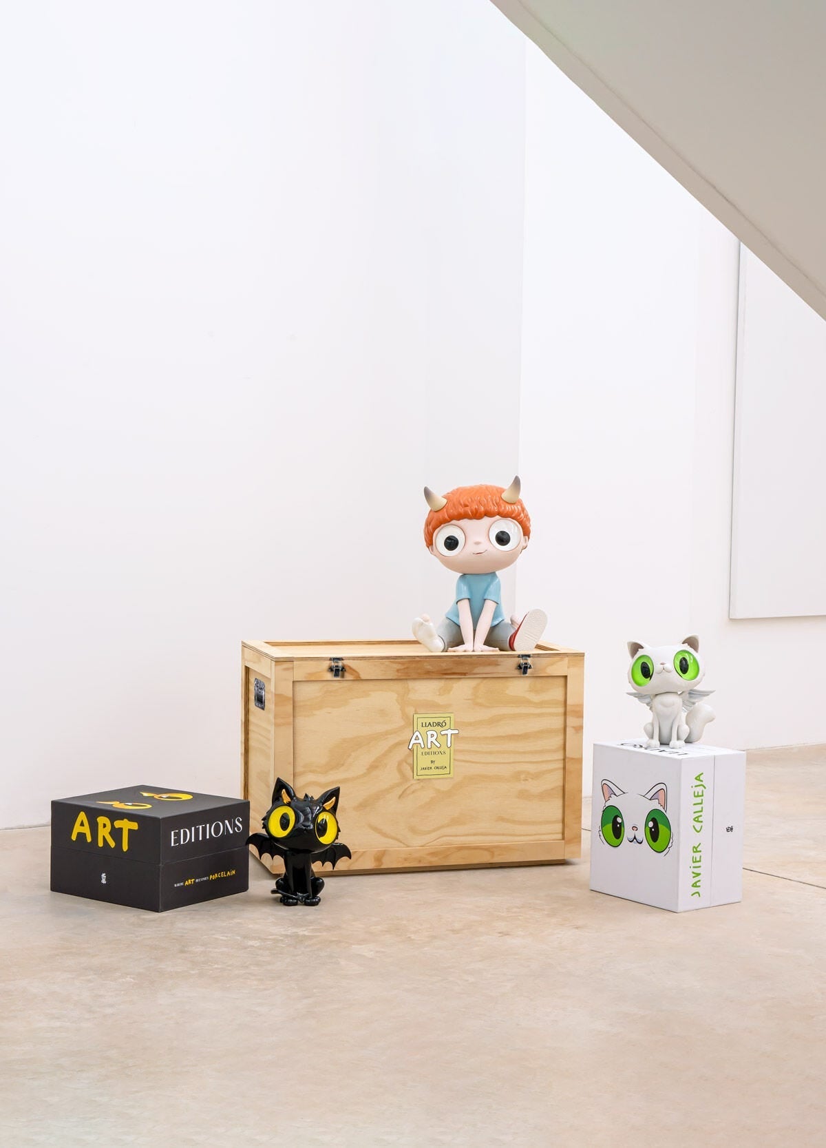 Lladró You Choose One – 150 Sculptures. Limited Edition